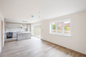 Photo 21- click for photo gallery